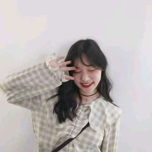 男友吸女奶头视频
